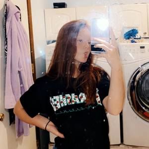 Meet your Posher, Chloe